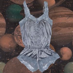 ⭐️ Victoria’s Secret Silky Romper 🌙